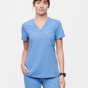 FIGS Caterina One-Pocket Scrub Top- small, ceil blue